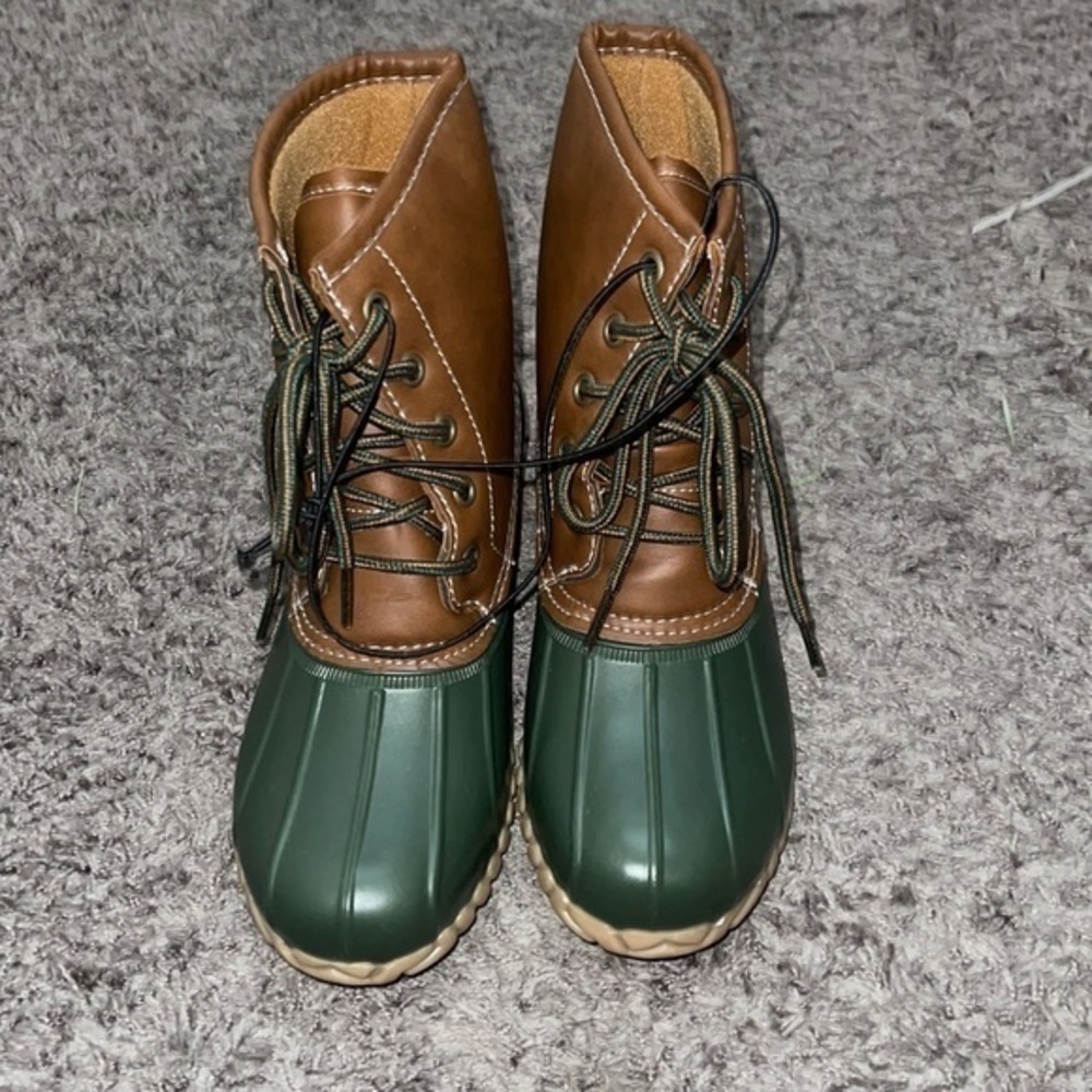 St. John’s Bay Duck Boots / Winter Boots​​​​